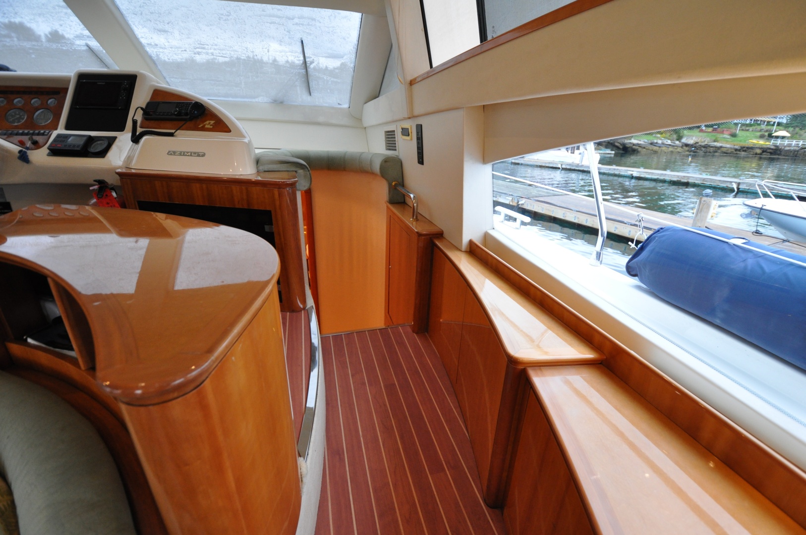 Calmati 54ft Azimut Yacht For Sale