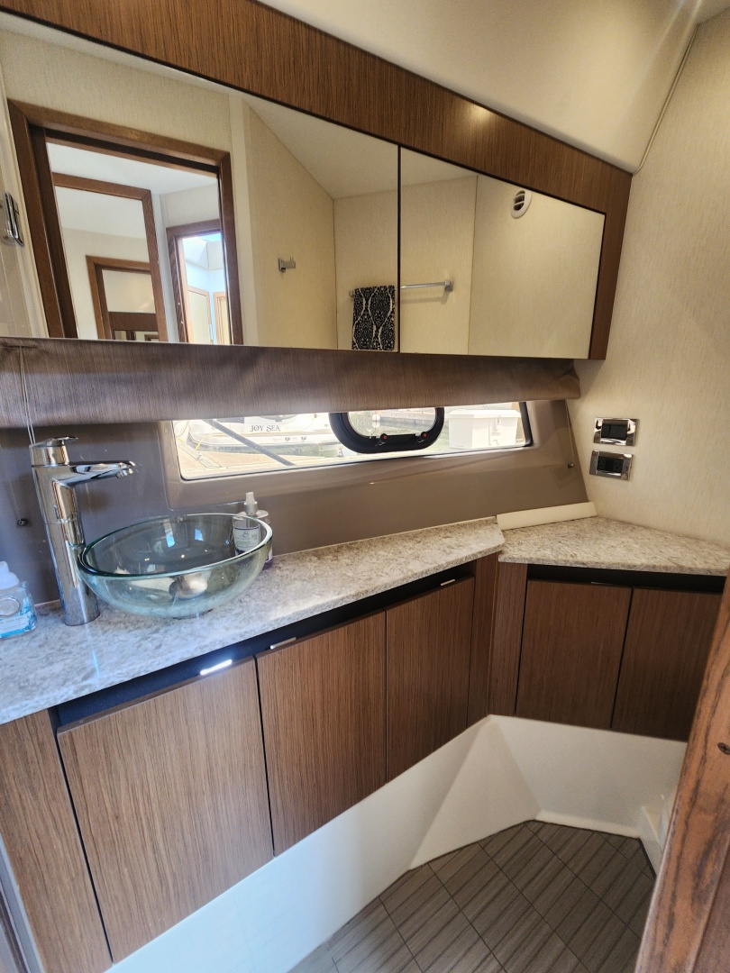 40ft Sea Ray Yacht For Sale