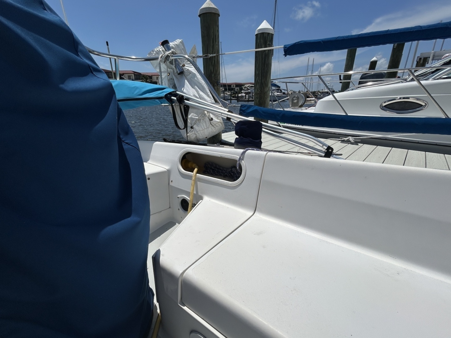 DRAGON FLY 28ft Catalina Yacht For Sale