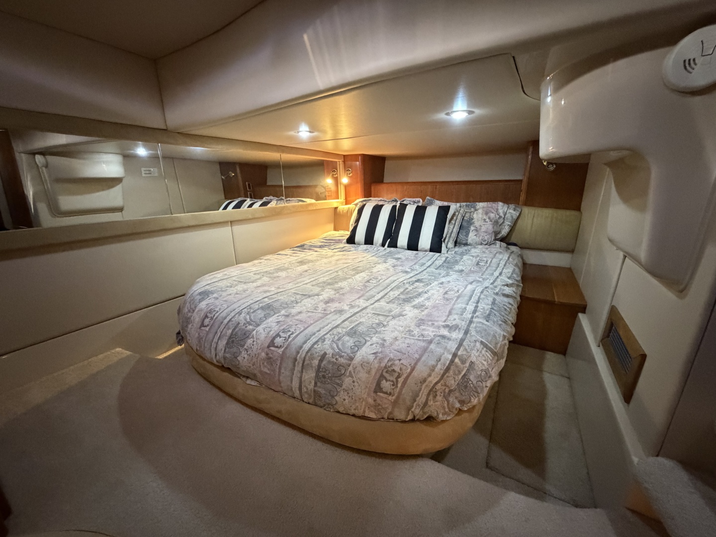 Luna Sea II 41ft Meridian Yacht For Sale