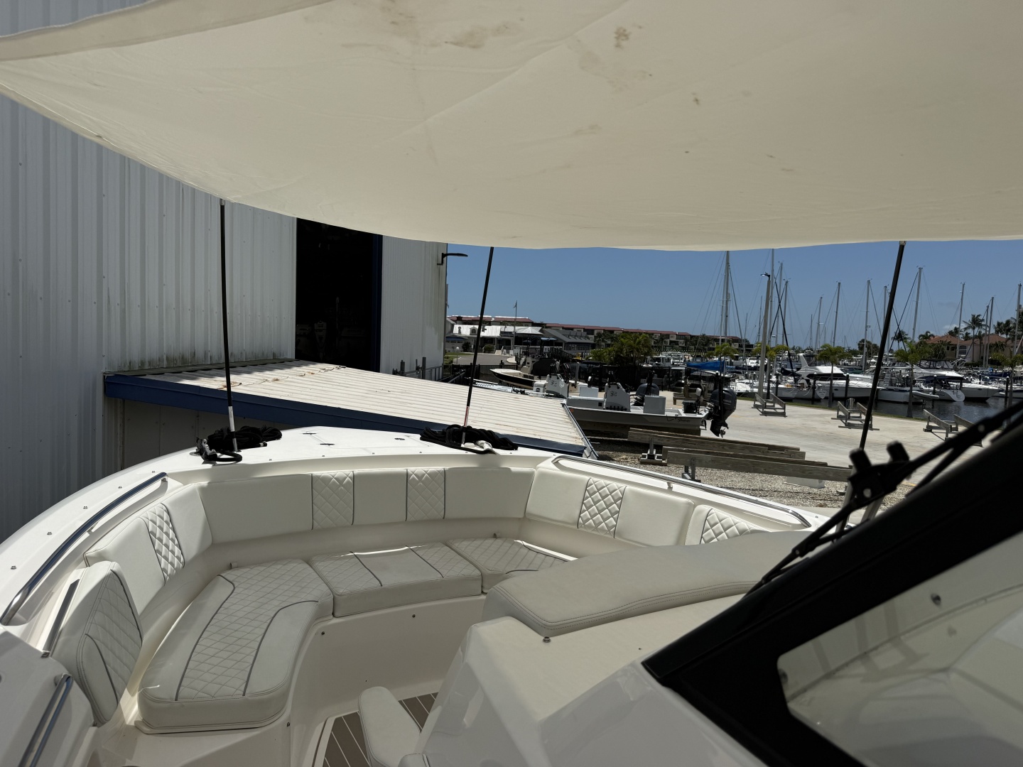 Disconnected 37ft Pursuit Yacht For Sale