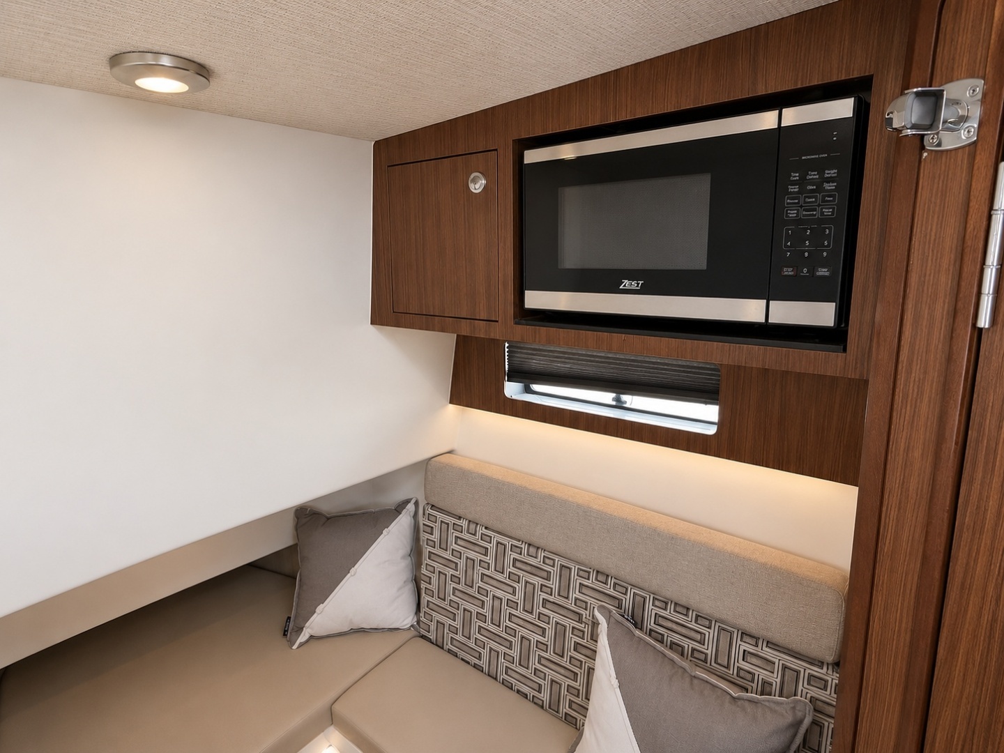 Pursuit  Yacht For Sale