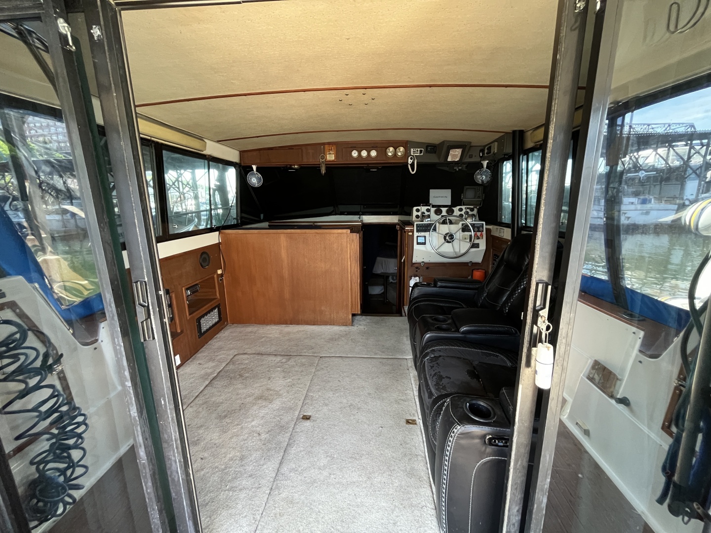 34ft Fiberform Yacht For Sale