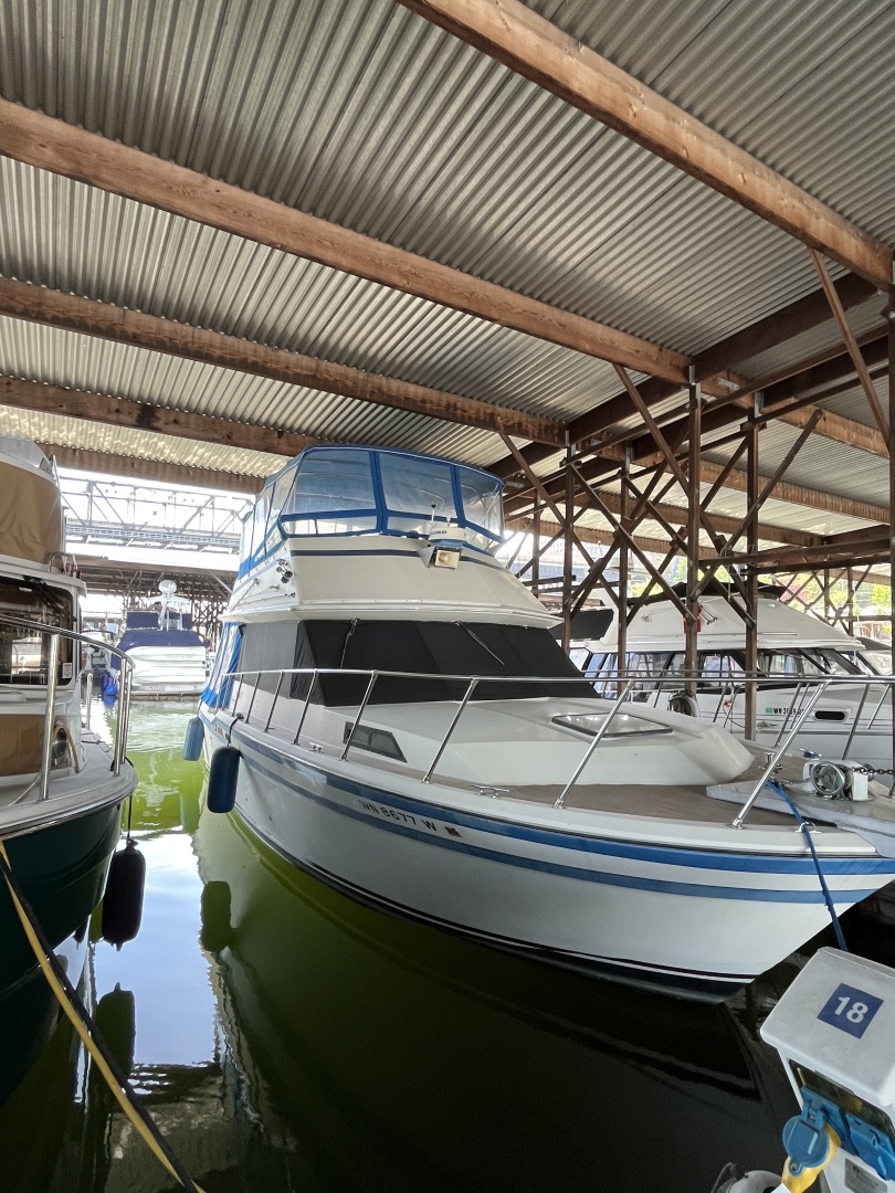34ft Fiberform Yacht For Sale
