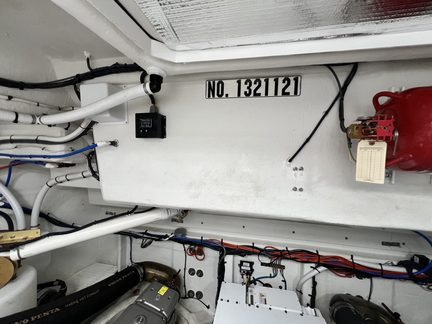 2021 Cruisers Yachts 50 Cantius