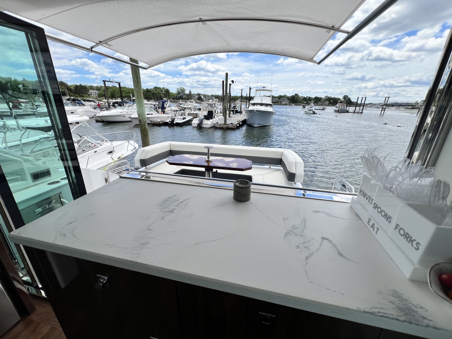 Cruisers Yachts 50 Cantius Yacht For Sale
