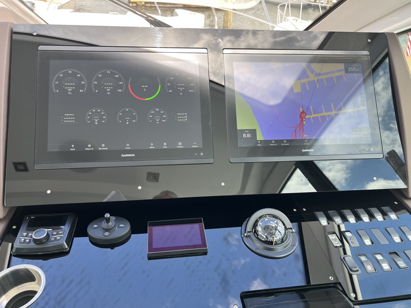 Cruisers Yachts 50 Cantius Yacht For Sale