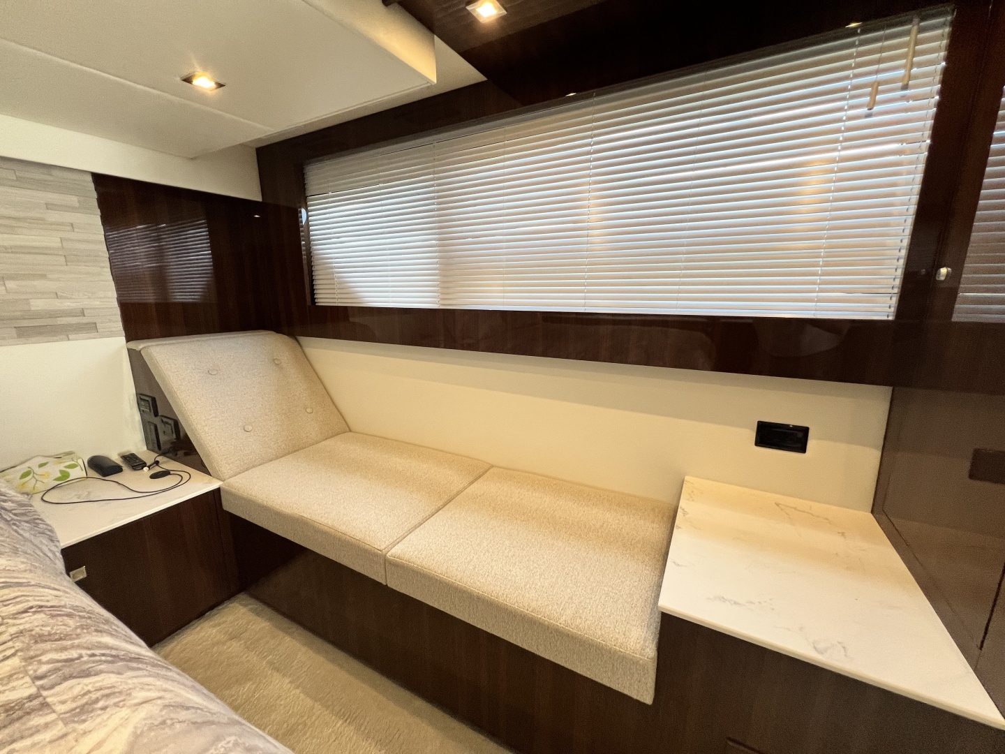 Cruisers Yachts 50 Cantius Yacht For Sale