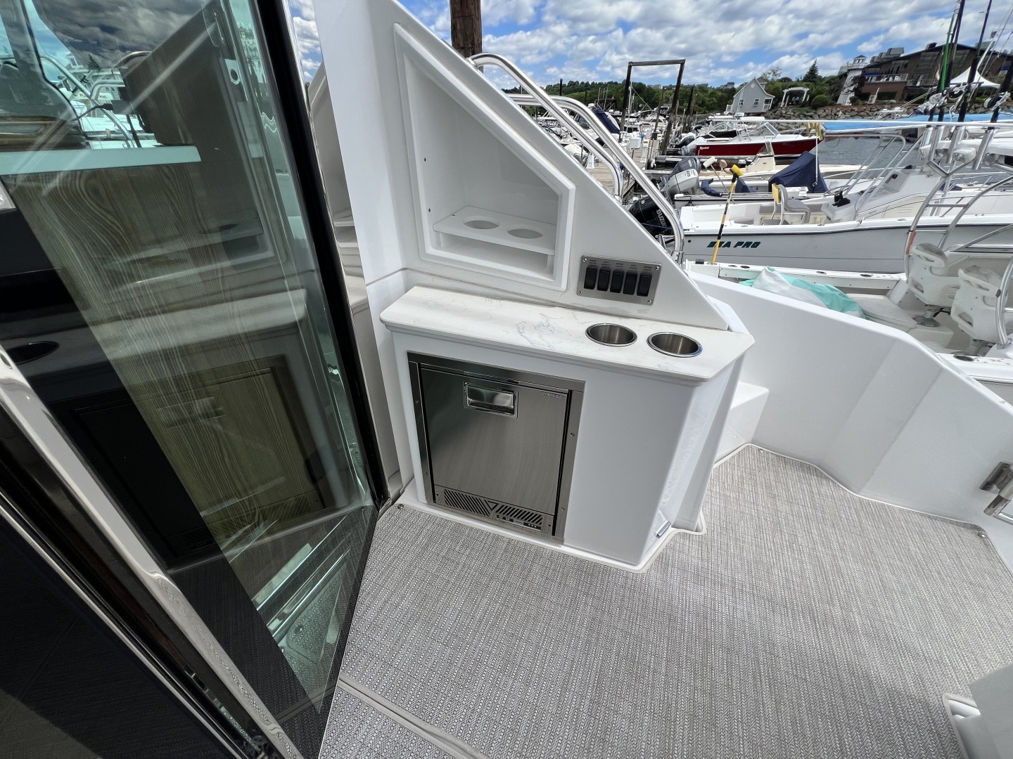 Cruisers Yachts 50 Cantius Yacht For Sale