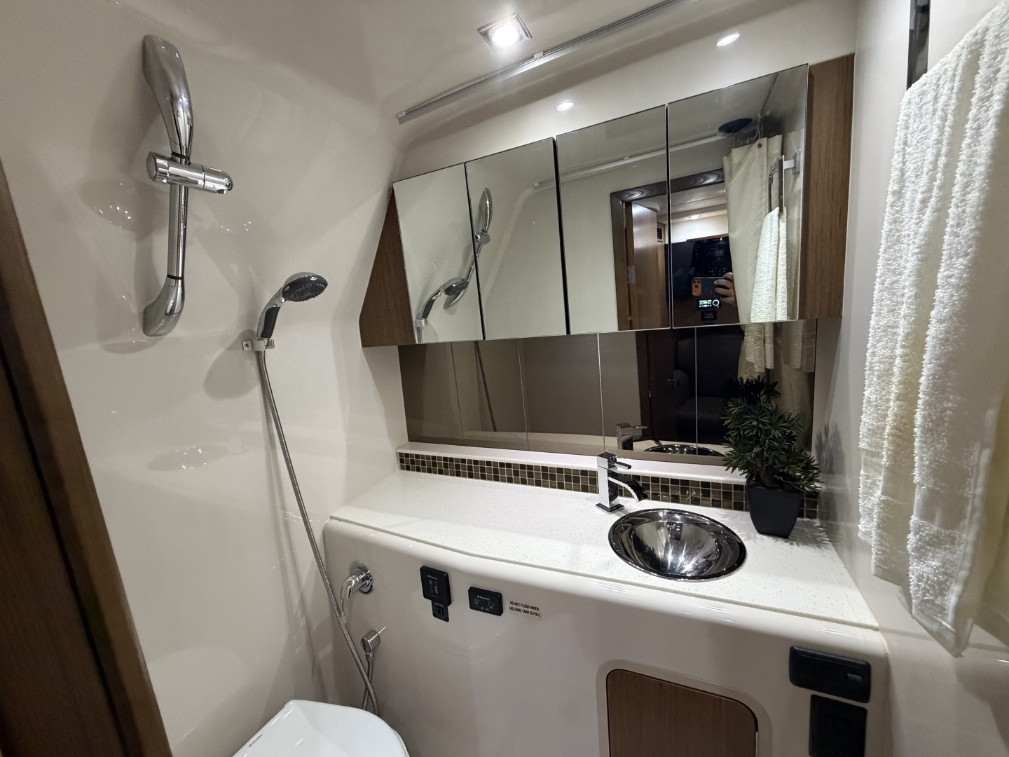 35ft Cruisers Yacht For Sale
