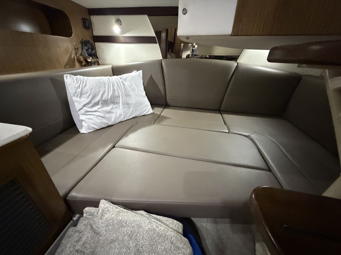 2014 Cruisers 350 Express