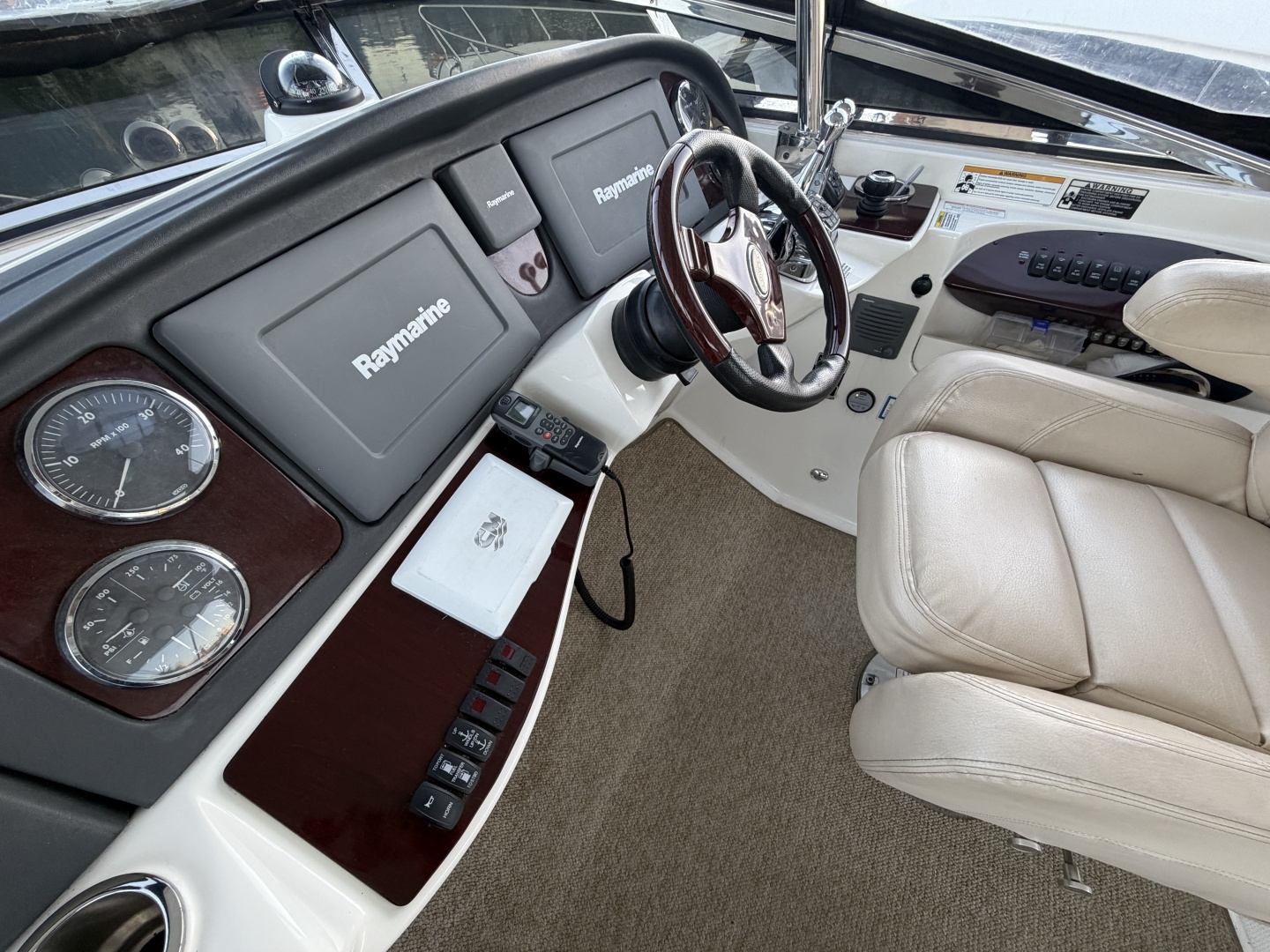 47ft Meridian Yacht For Sale