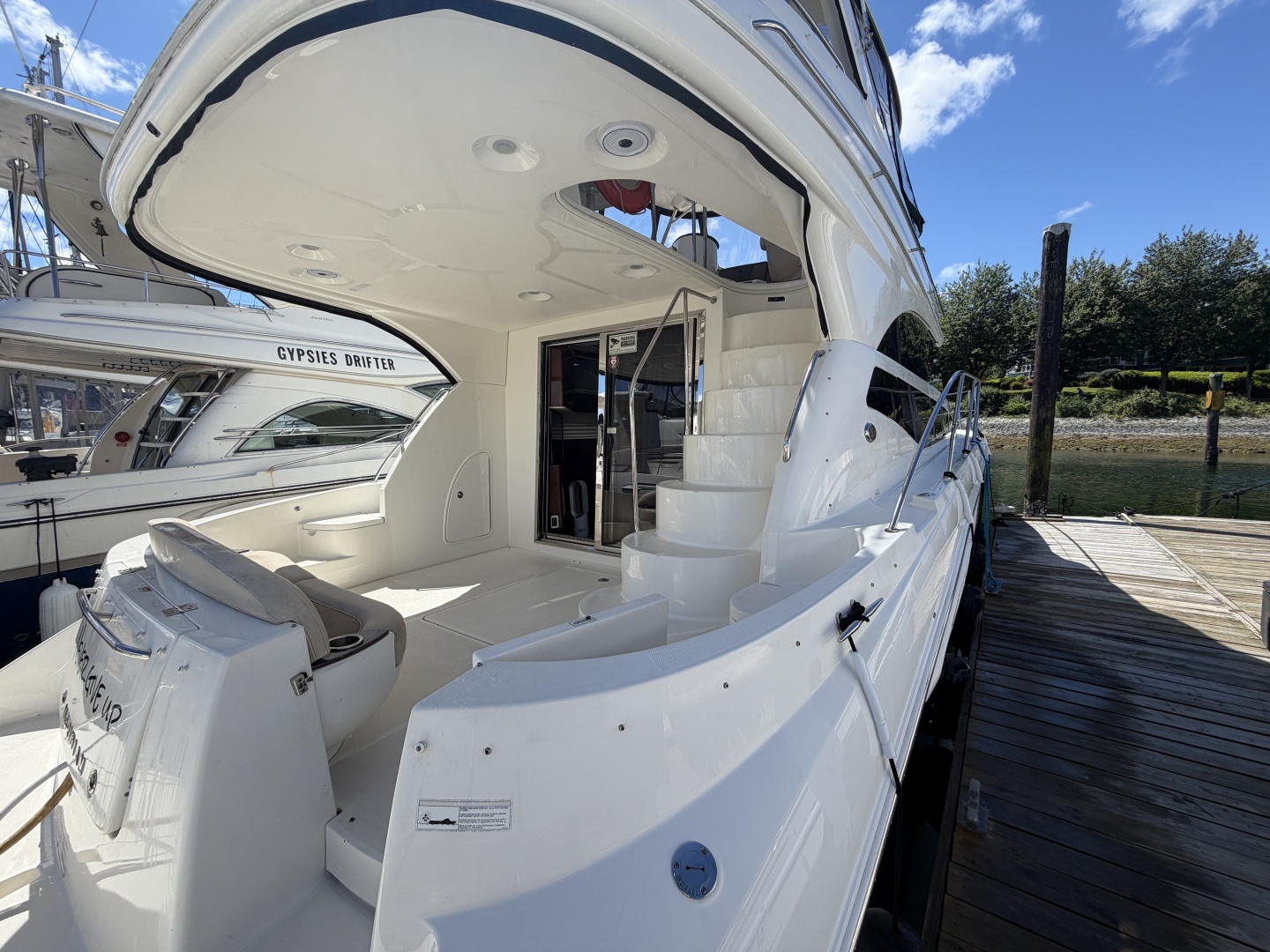 47ft Meridian Yacht For Sale