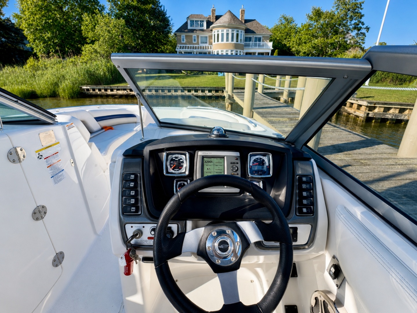 26ft Chaparral Yacht For Sale