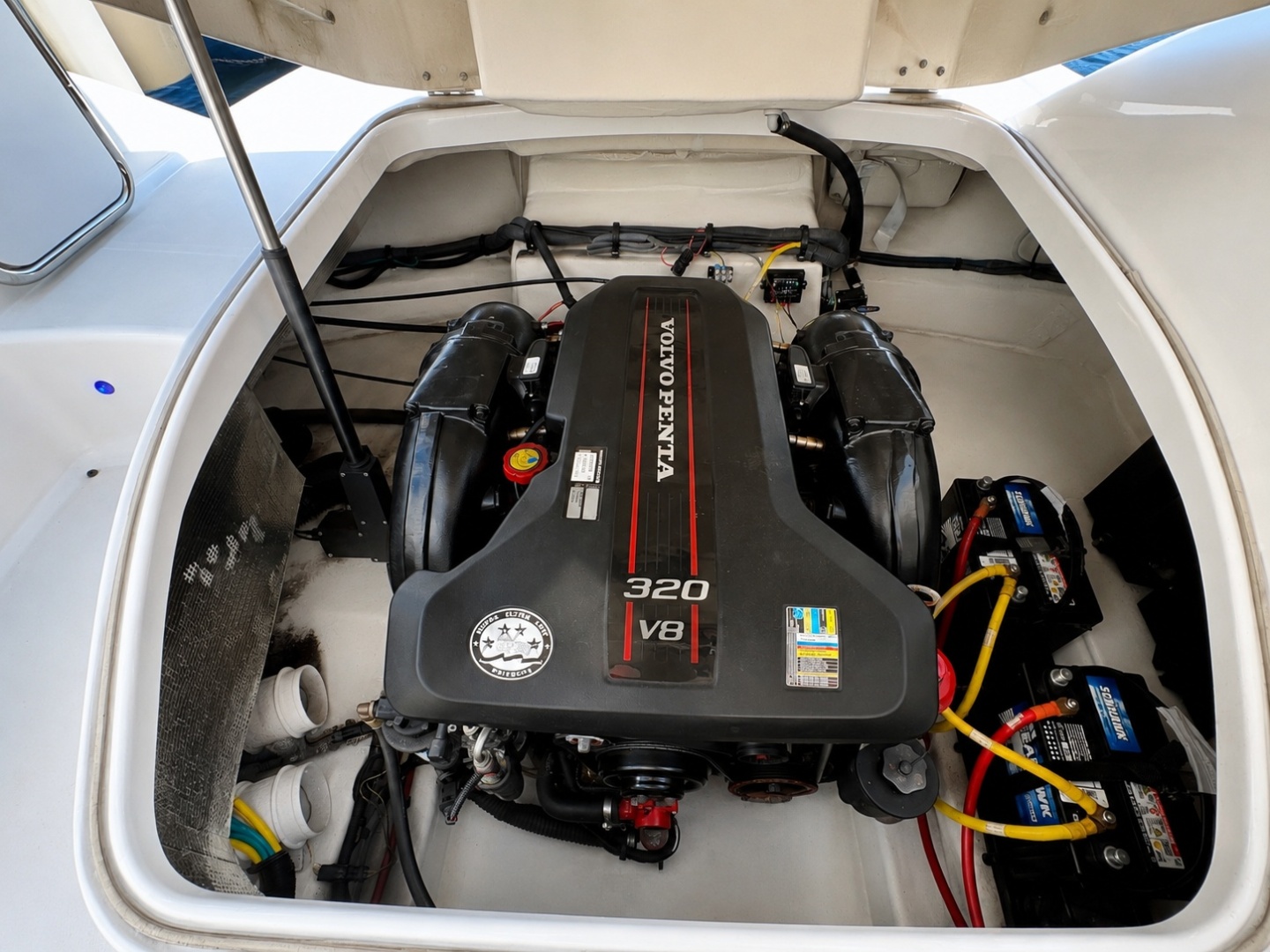 26ft Chaparral Yacht For Sale