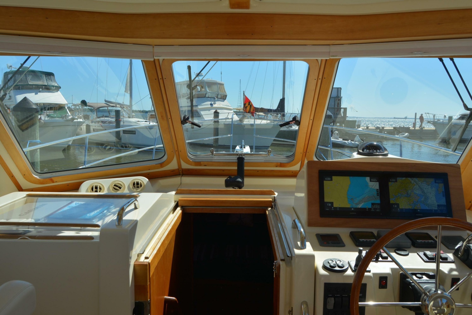 Serene 34ft Sabre Yacht For Sale