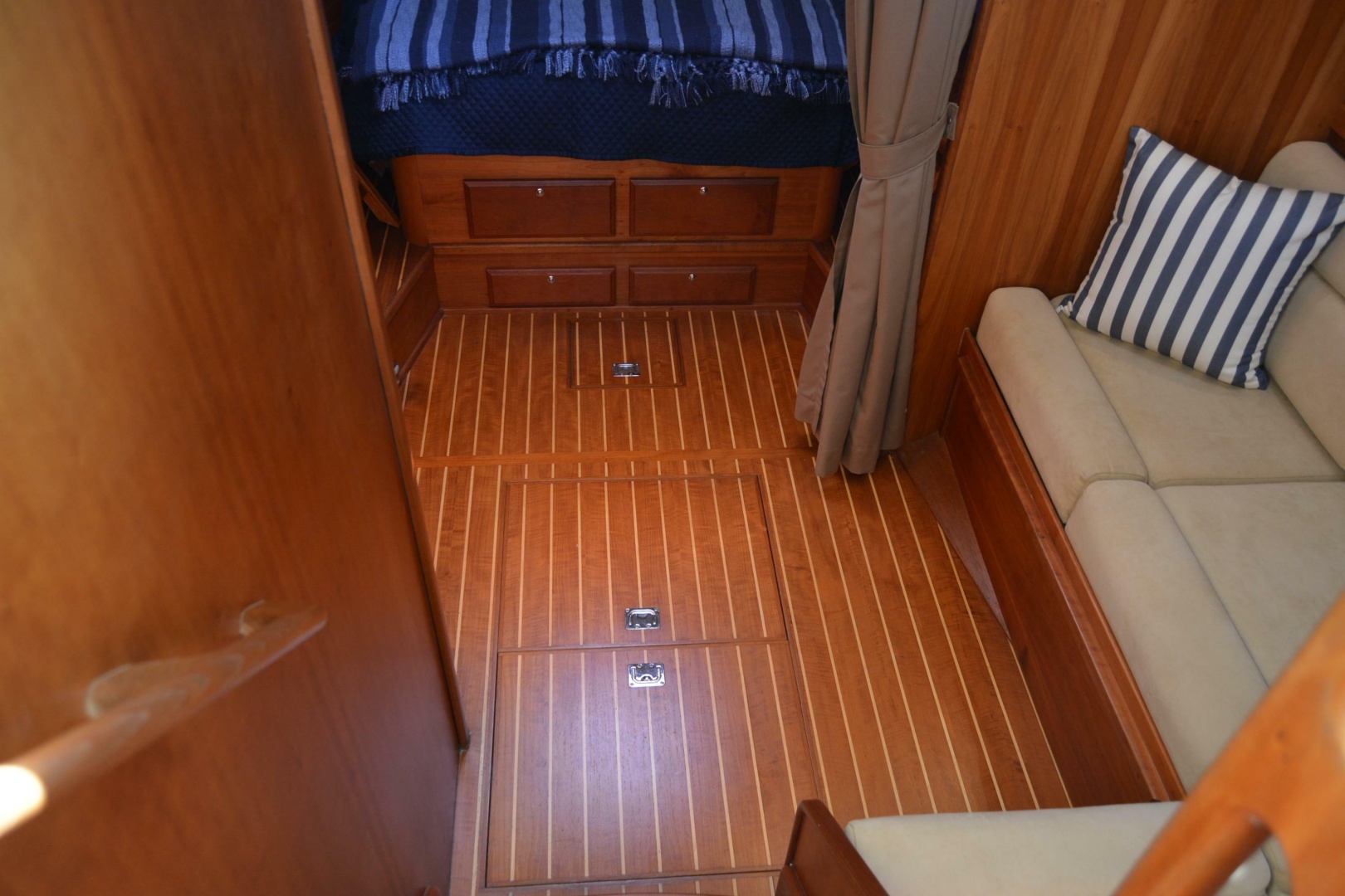 Serene 34ft Sabre Yacht For Sale