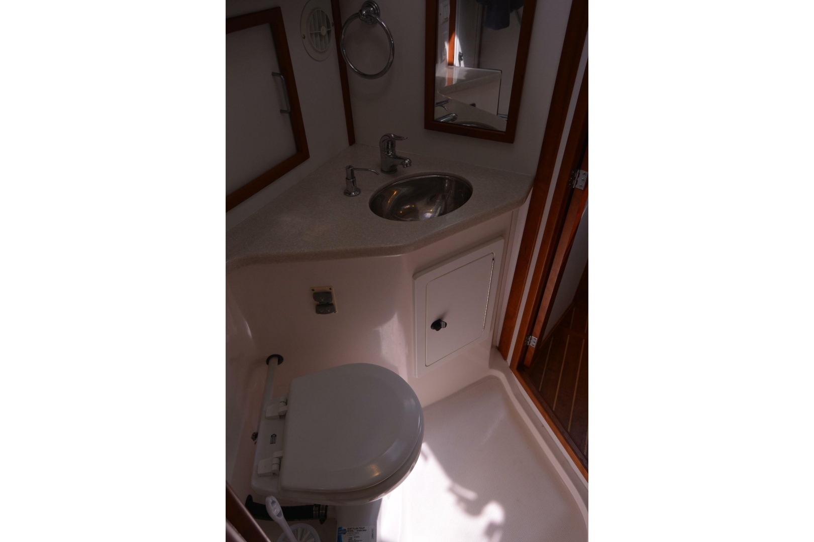 Sabre 34 Express Yacht For Sale