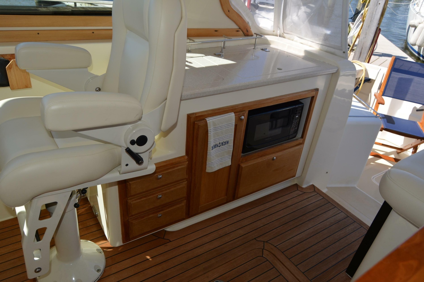 2009 Sabre 34 Express