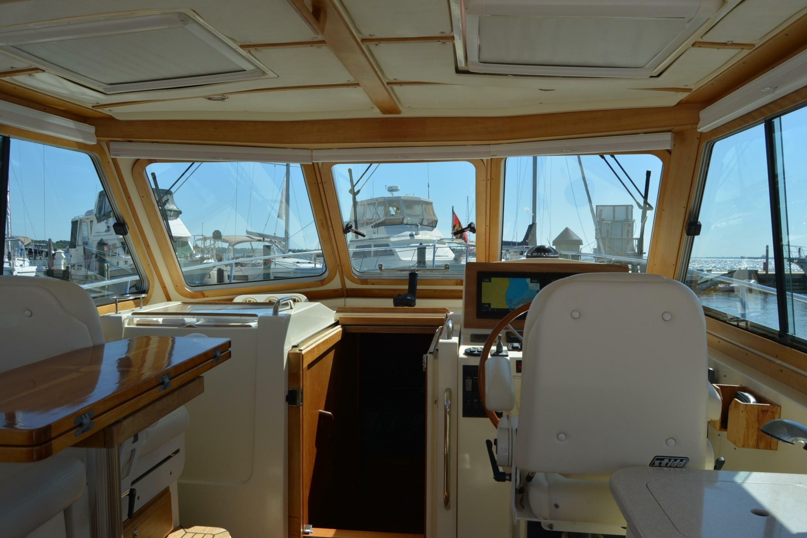 Serene 34ft Sabre Yacht For Sale