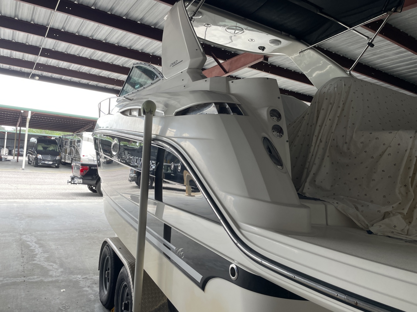2010 Monterey 280 SCR