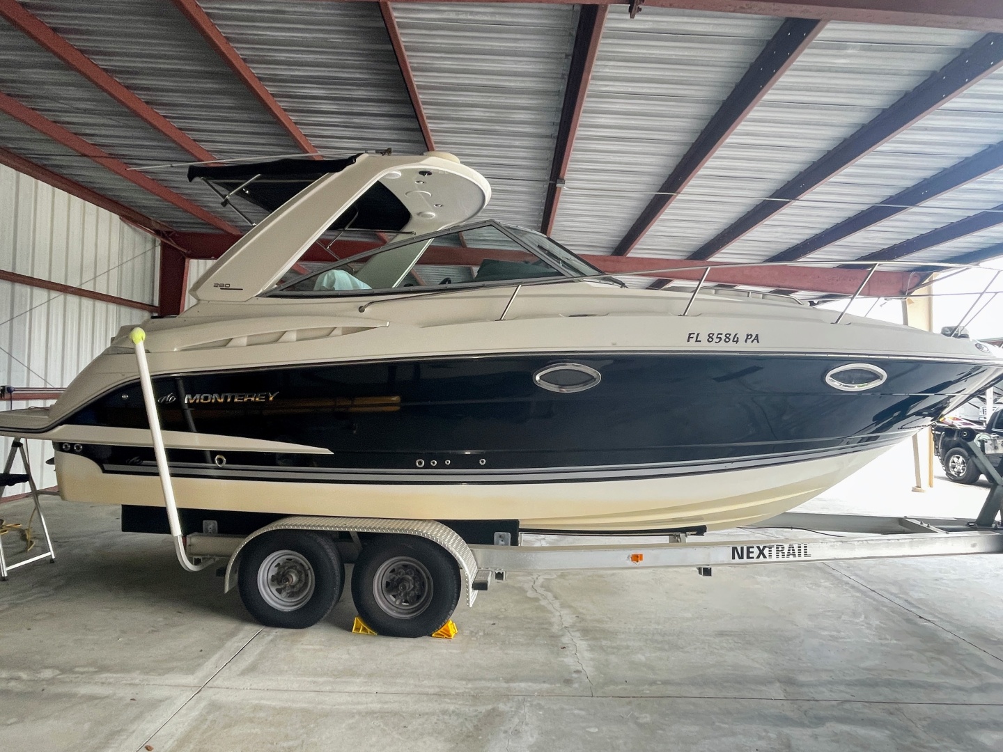 Trailer included 28ft Monterey Yacht For Sale