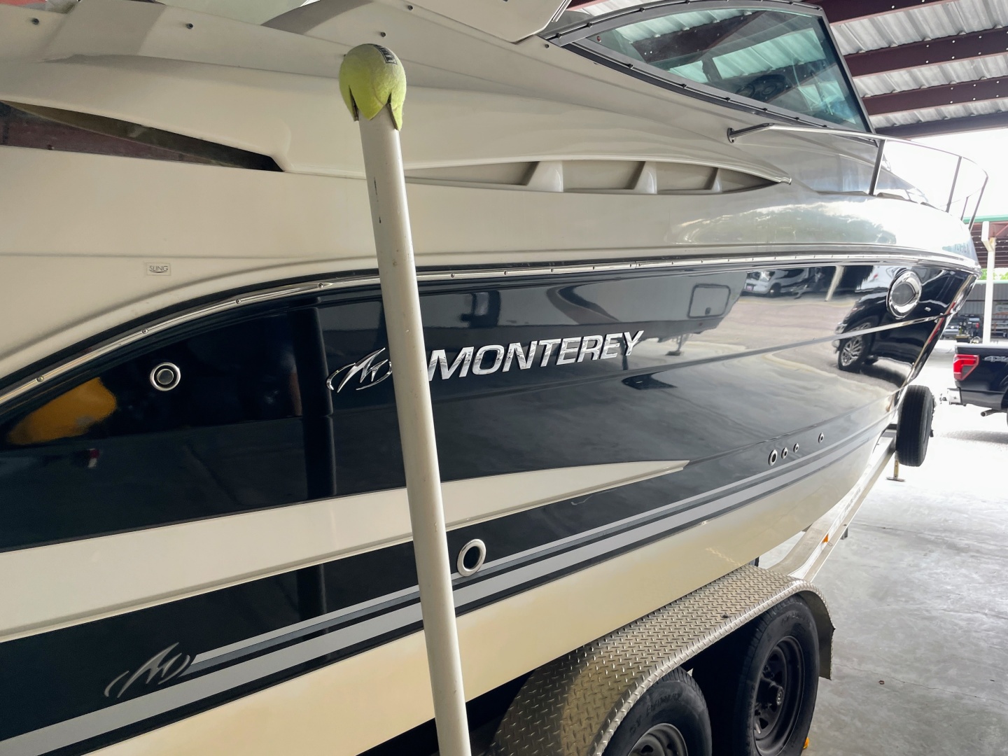 Trailer included 28ft Monterey Yacht For Sale