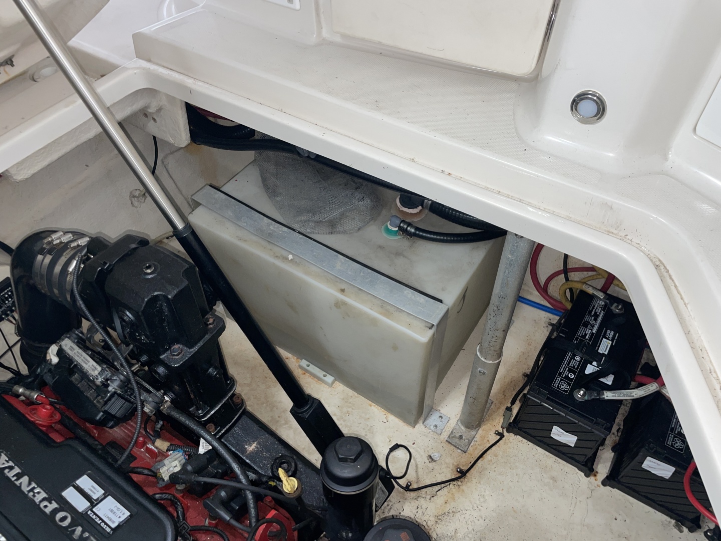Trailer included 28ft Monterey Yacht For Sale