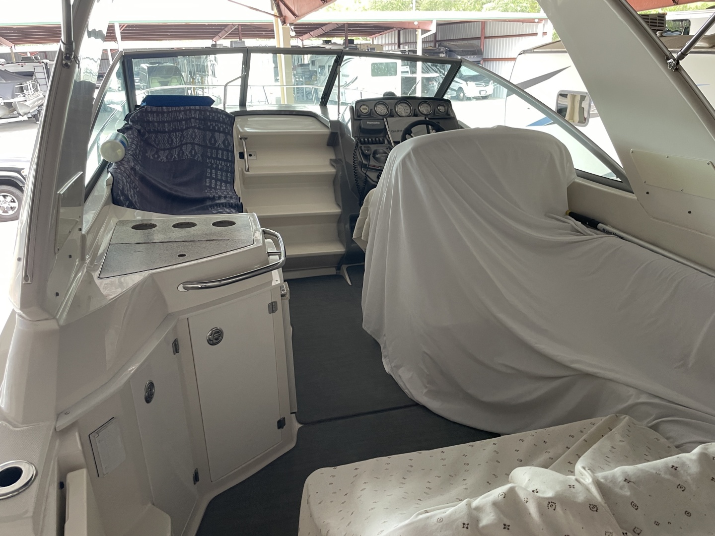 Trailer included 28ft Monterey Yacht For Sale