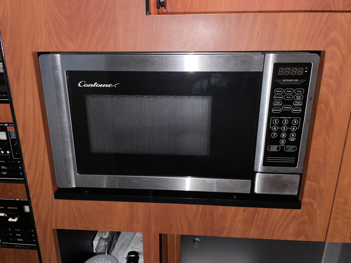 2010 Monterey 280 SCR
