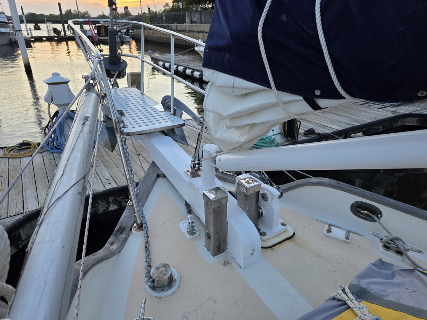 37ft Tayana Yacht For Sale