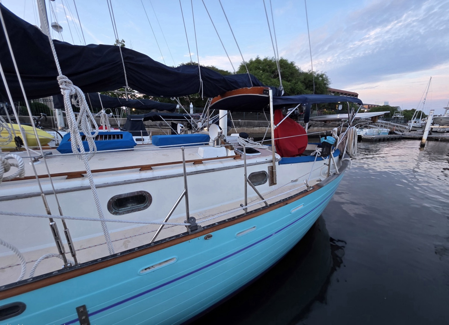 37ft Tayana Yacht For Sale