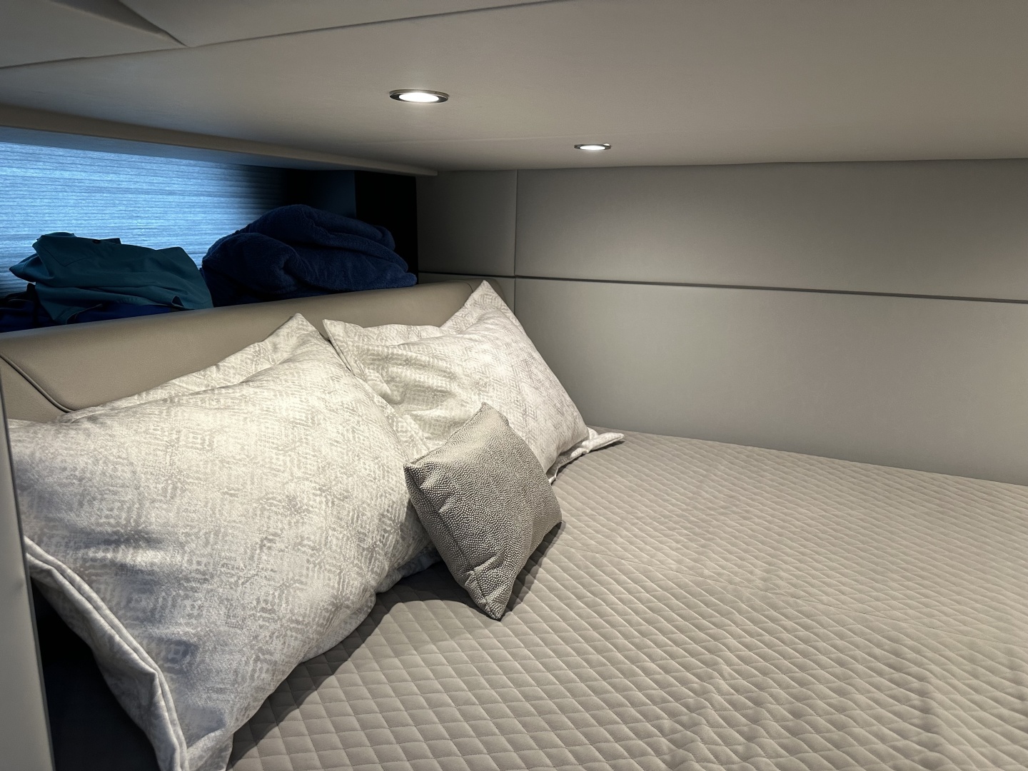 Out of the Blue 40ft Formula Yacht For Sale Out of the Blue 40ft Formula Yacht For Sale