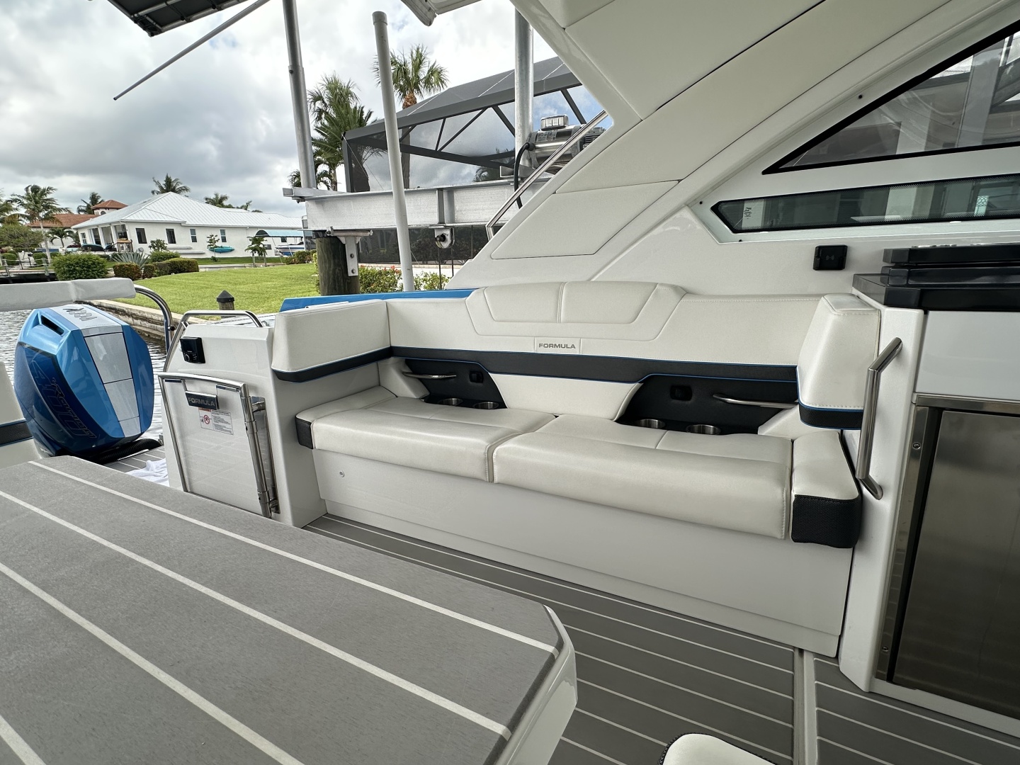 Out of the Blue 40ft Formula Yacht For Sale Out of the Blue 40ft Formula Yacht For Sale
