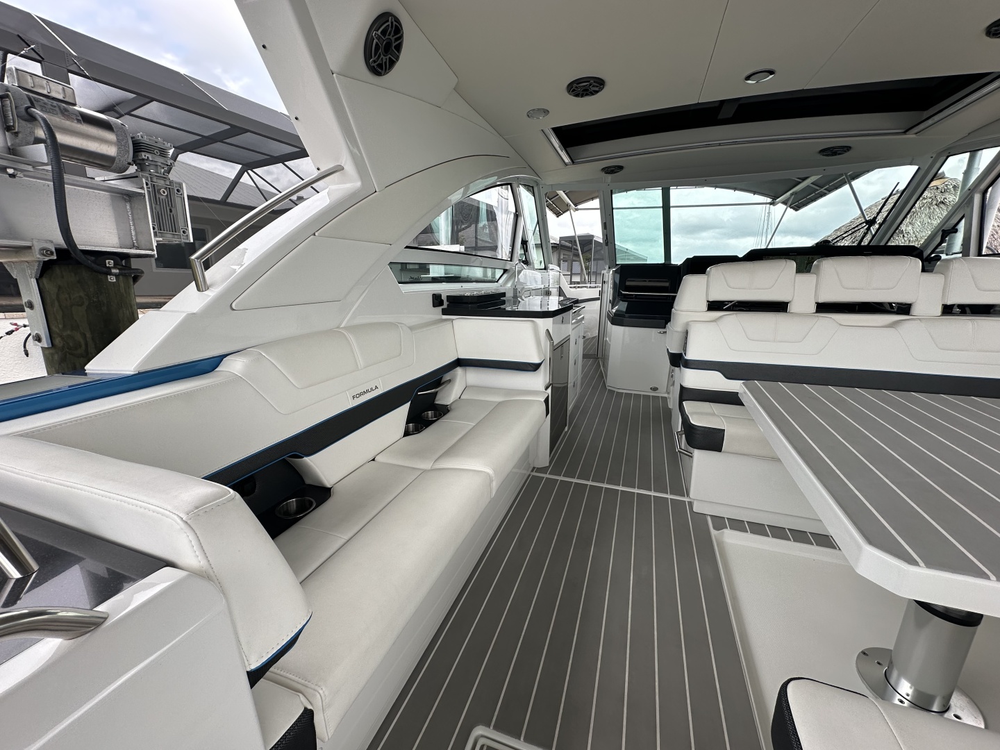 2024 Formula 400 Super Sport Crossover