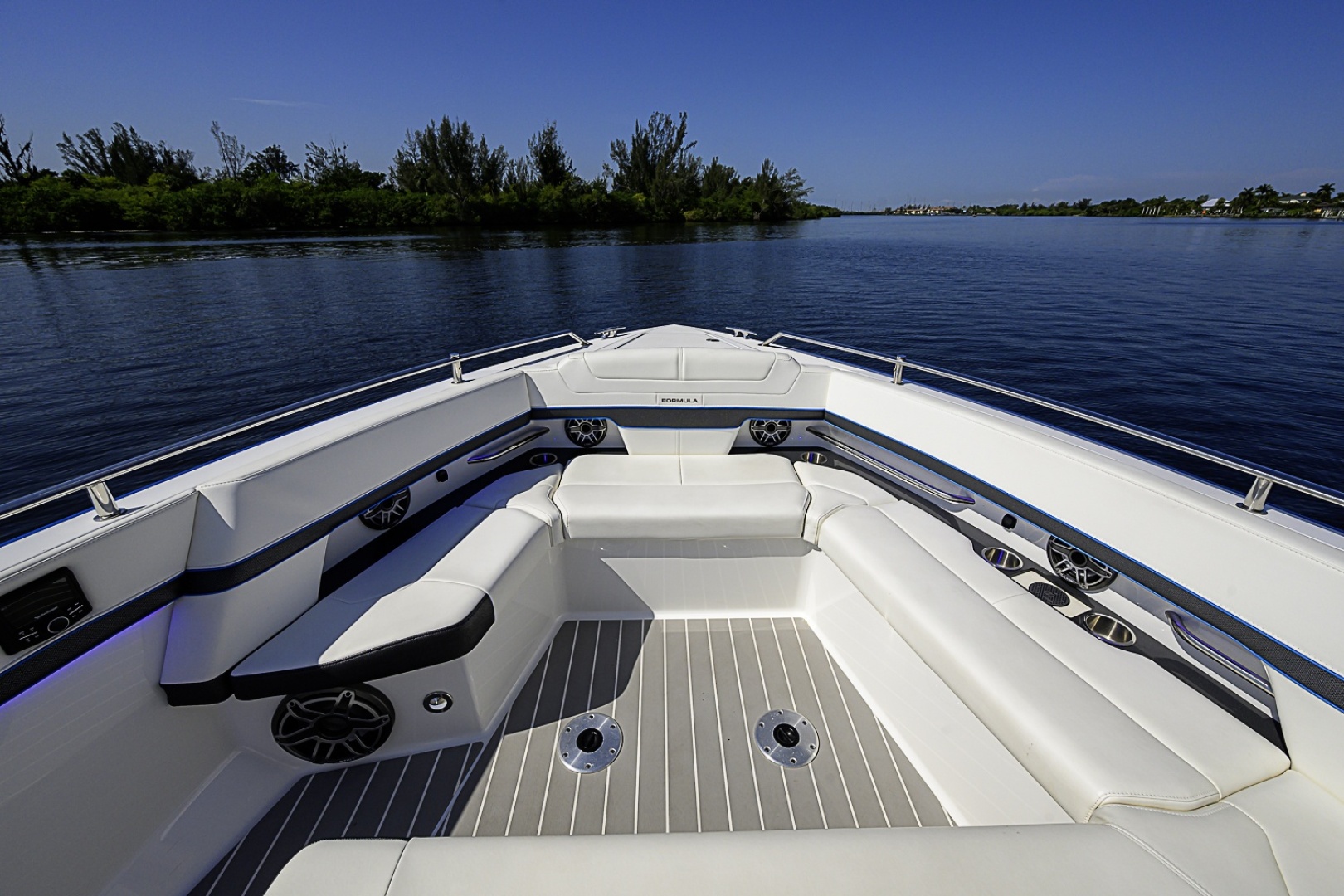 Out of the Blue 40ft Formula Yacht For Sale Out of the Blue 40ft Formula Yacht For Sale