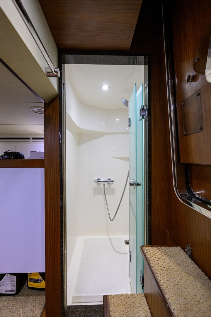 ESCAPE 72ft Ocean Alexander Yacht For Sale ESCAPE 72ft Ocean Alexander Yacht For Sale