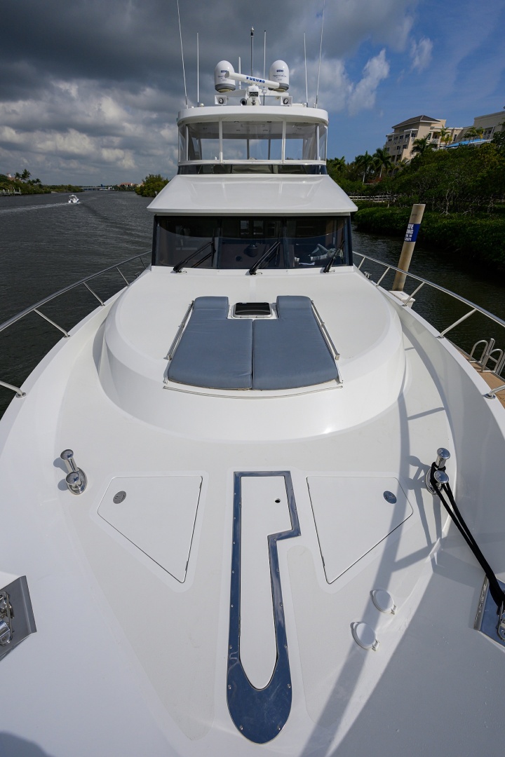 ESCAPE 72ft Ocean Alexander Yacht For Sale ESCAPE 72ft Ocean Alexander Yacht For Sale