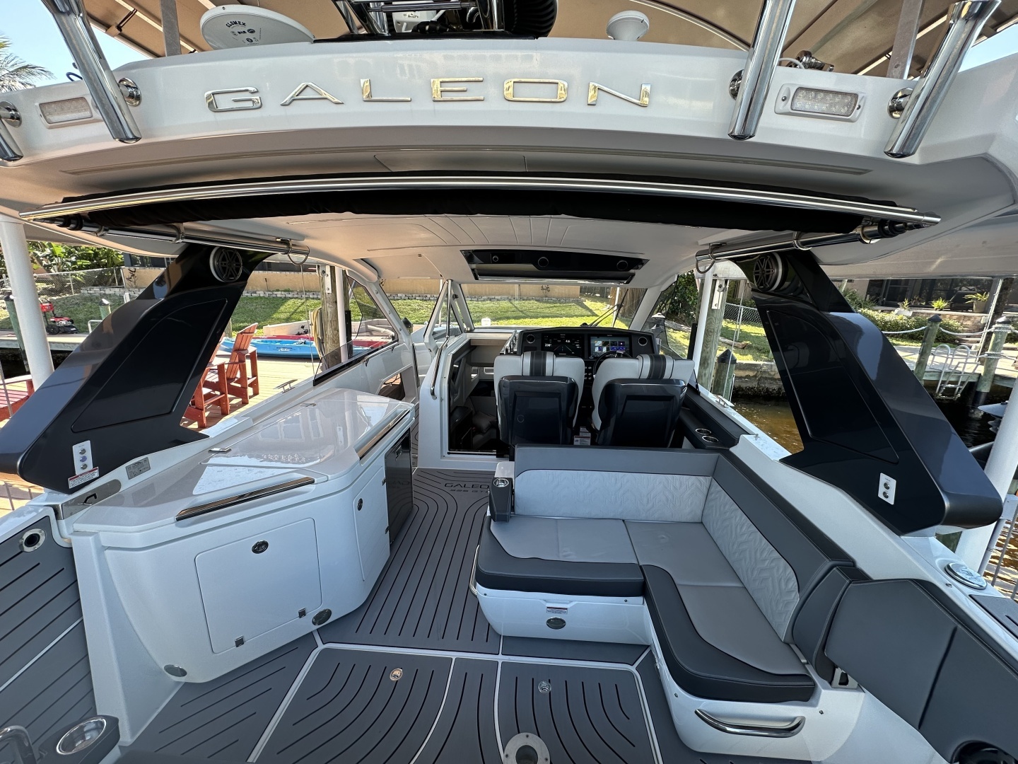 Galeon 325 GTO Yacht For Sale