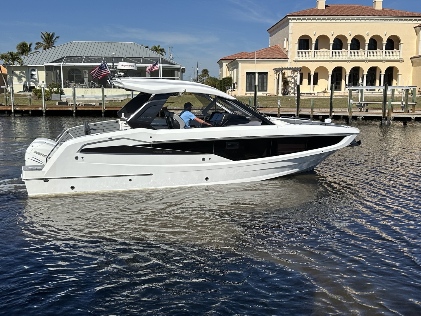 2022 Galeon 325 GTO
