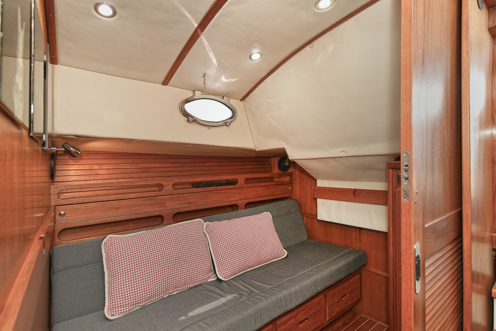 2005 San Juan Downeast Express