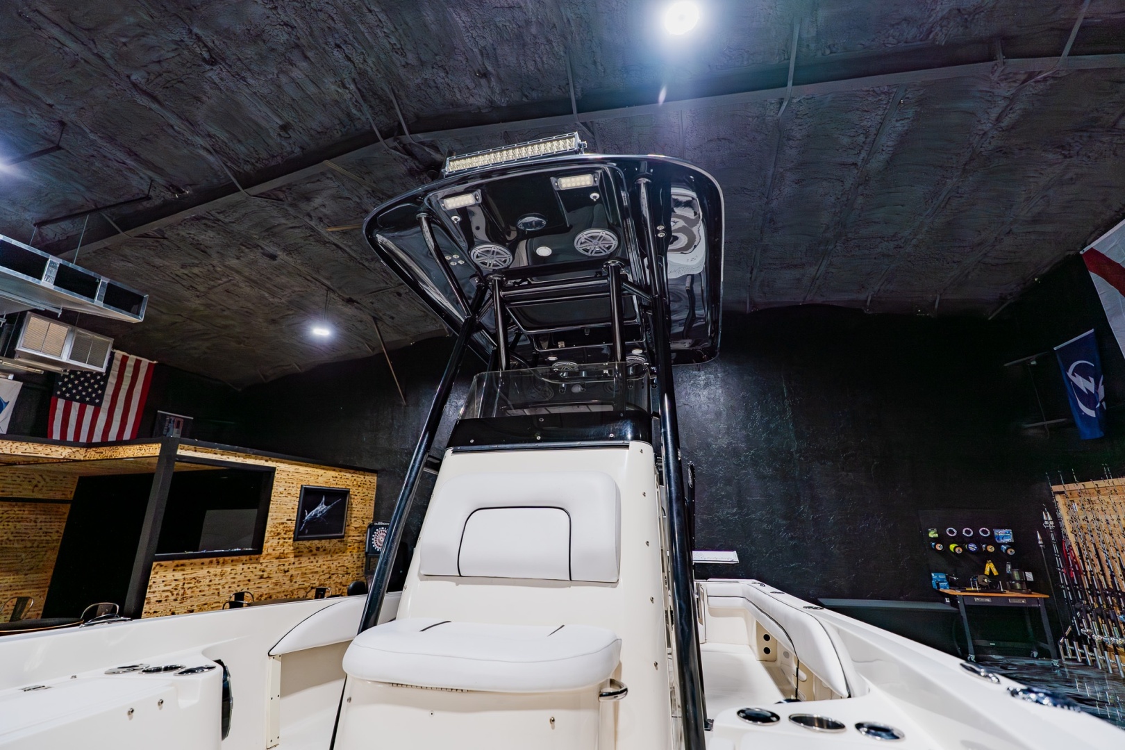 2019 ShearWater 270 Carolina