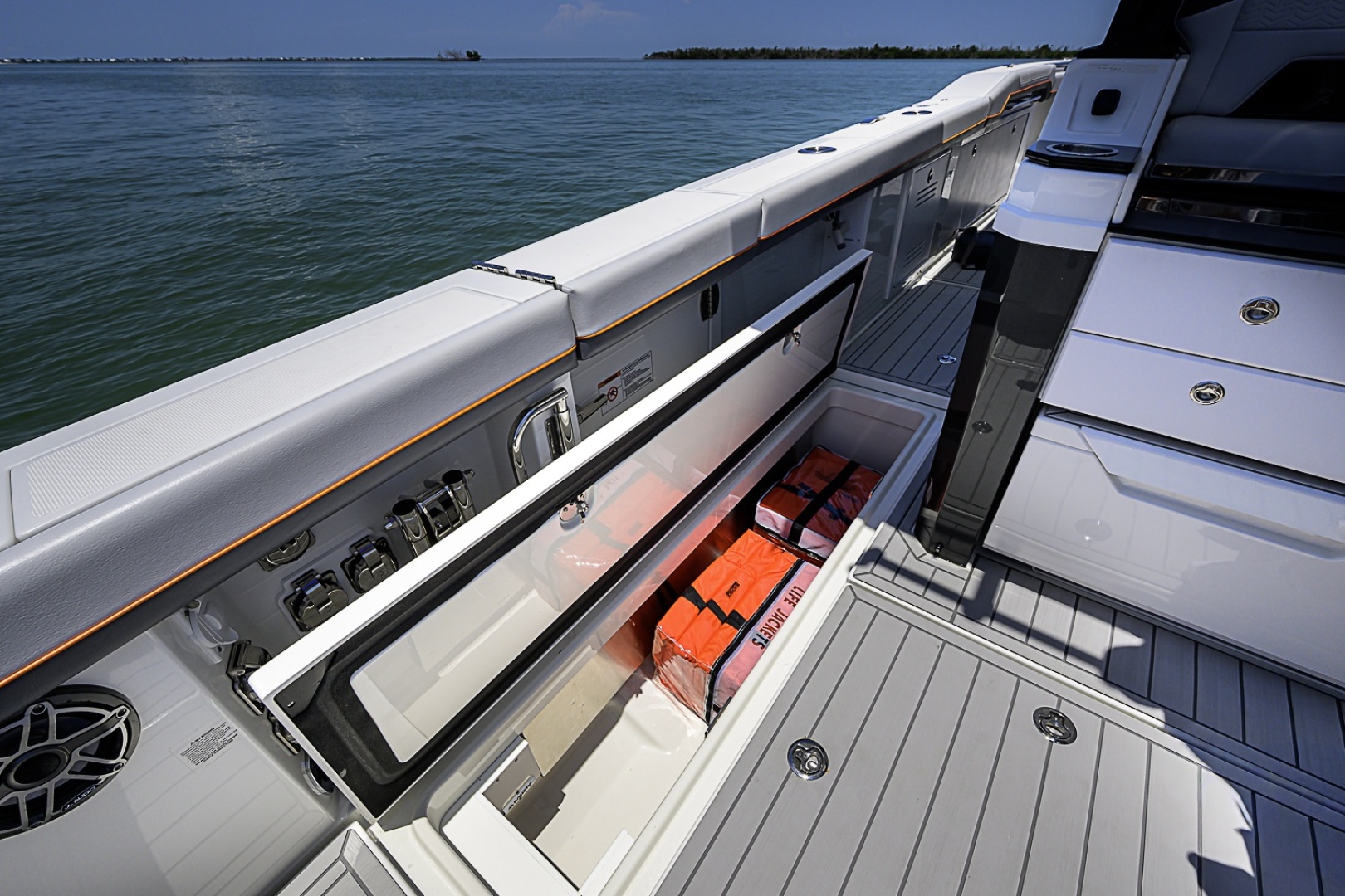 Lazy Girl 38ft Formula Yacht For Sale