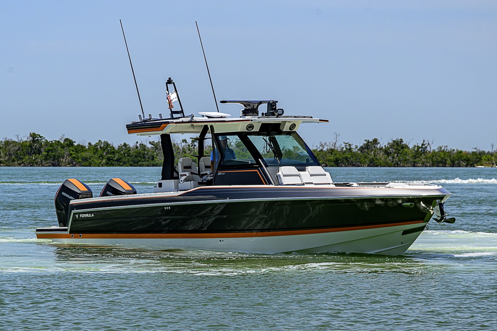 Lazy Girl 38ft Formula Yacht For Sale