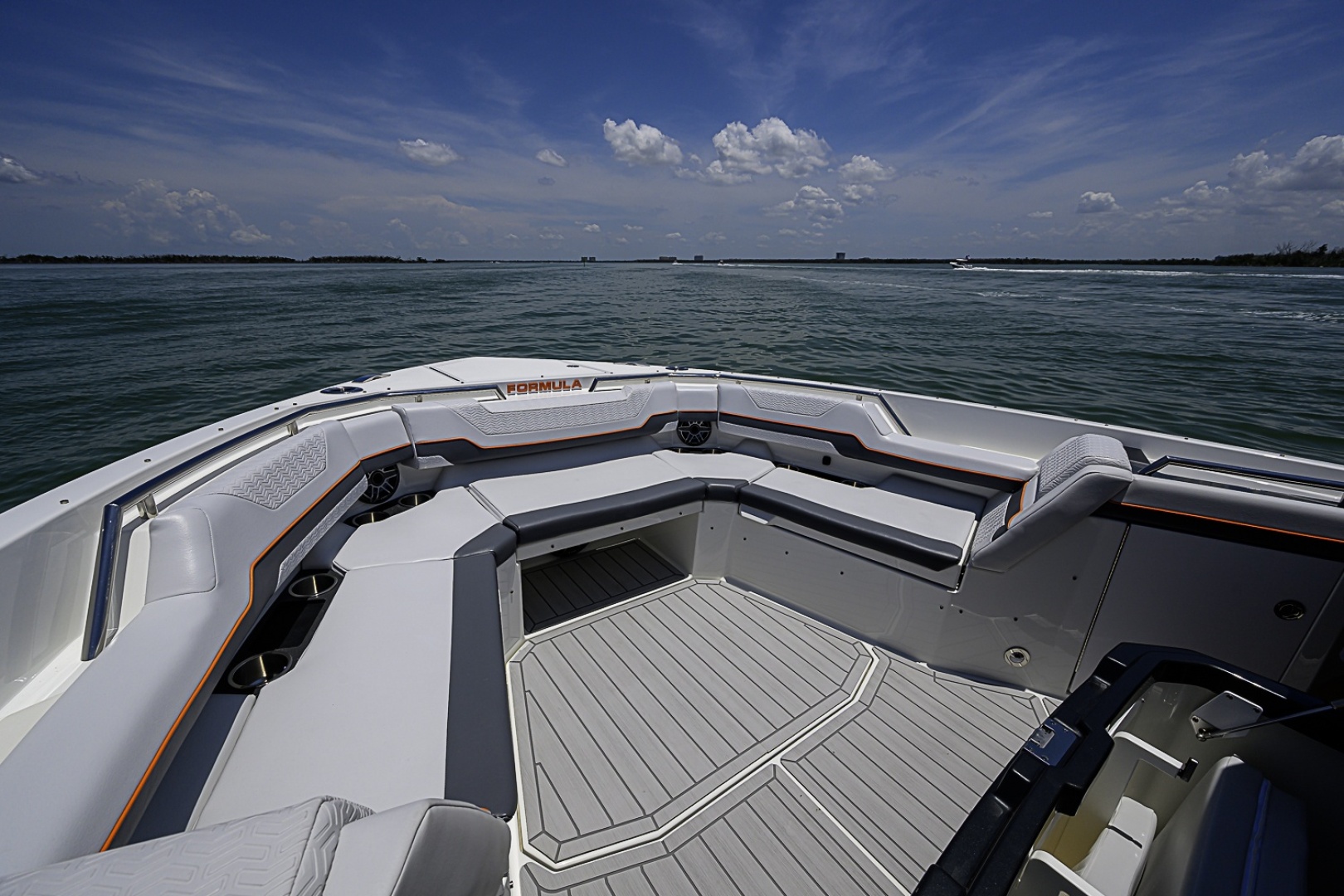 Lazy Girl 38ft Formula Yacht For Sale