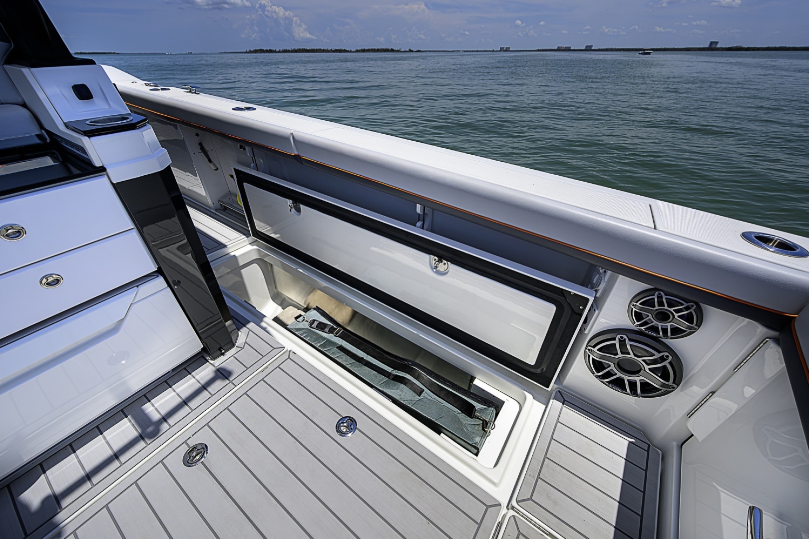 Lazy Girl 38ft Formula Yacht For Sale