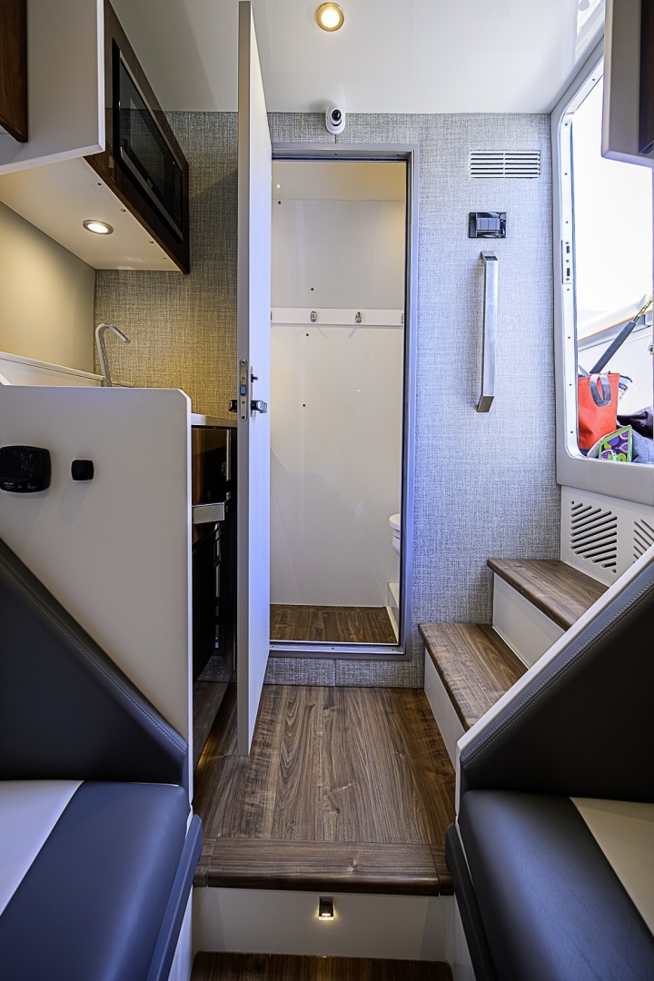 Formula 387 Center Console Fish Yacht For Sale