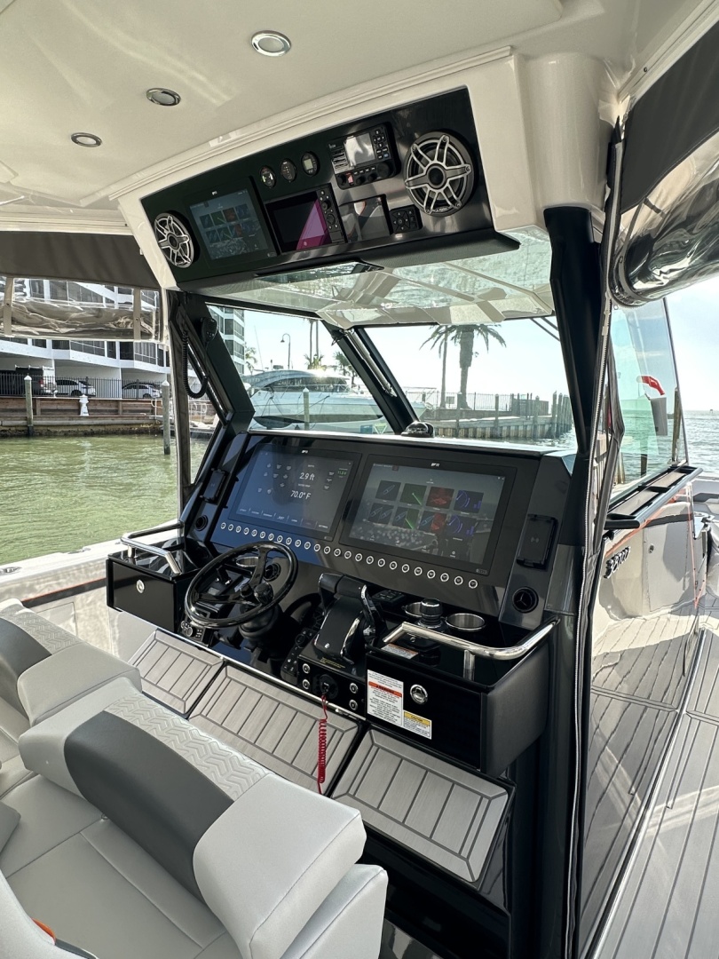 Lazy Girl 38ft Formula Yacht For Sale Lazy Girl 38ft Formula Yacht For Sale