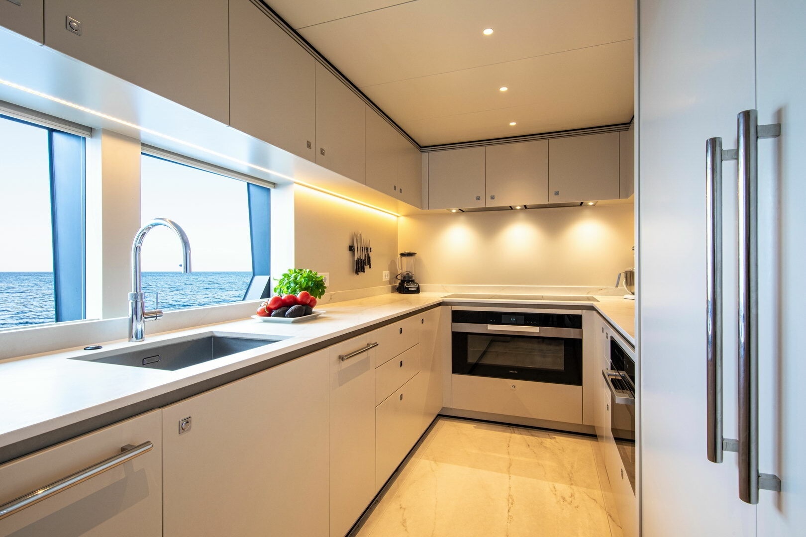 2022 Van der Valk 34M Explorer