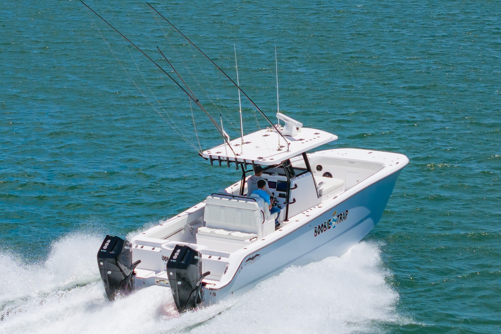 33ft Invincible Yacht For Sale